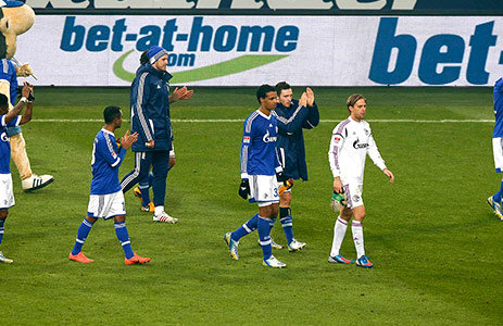 Wettanbieter Bet-at-home ist Partner von Schalke 04 Bet-at-home Fußball Partner von Schalke 04